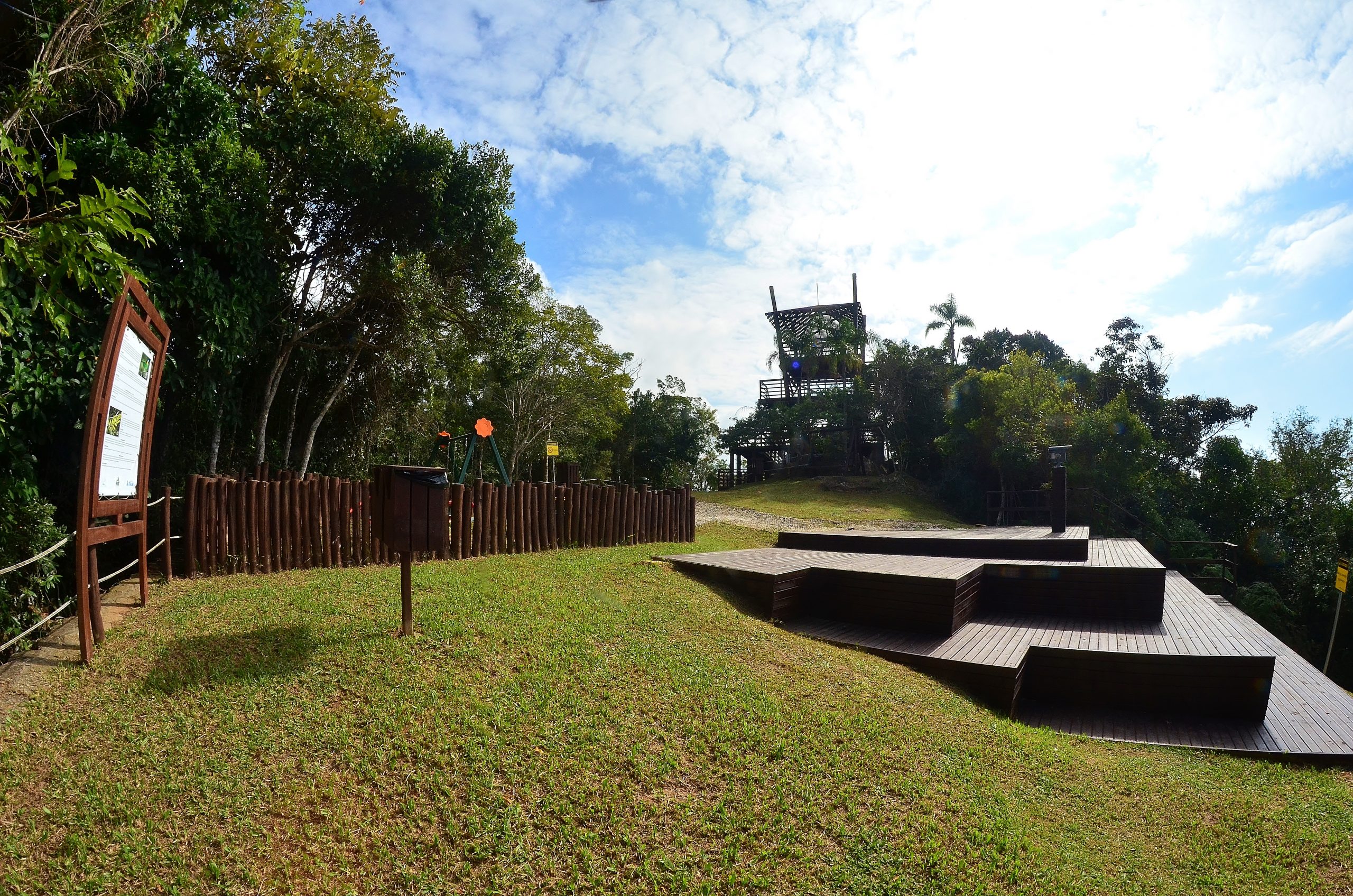 Jornal dos Bairros - Verão em Itajaí: Parque do Atalaia é opção turística e  de lazer em meio a natureza