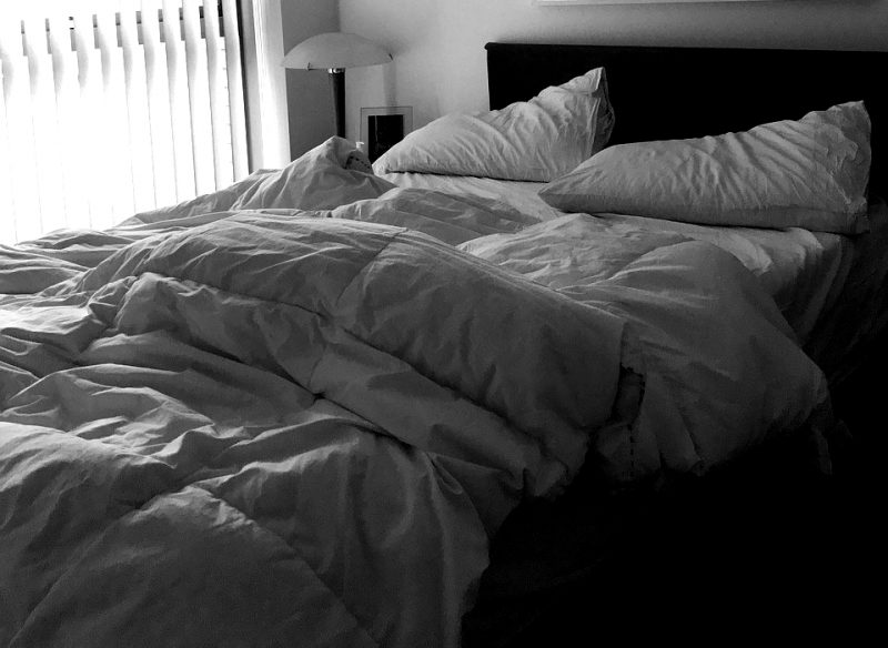 filho deu tiro na cabeça do pai durante descanso