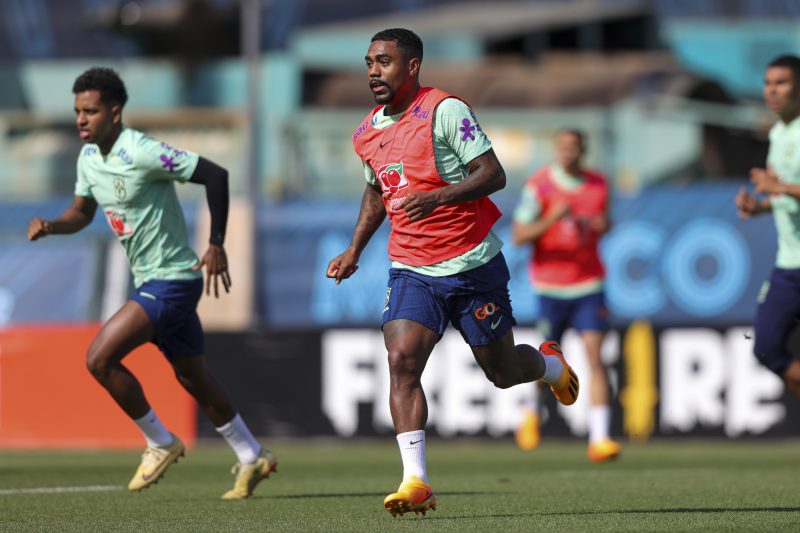 Malcom est&aacute; no futebol &aacute;rabe – Foto: Joilson Marconne / CBF / ND