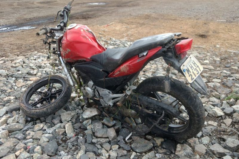 The motorcycle the victim was on – Photo: PRF/Disclosure/ND