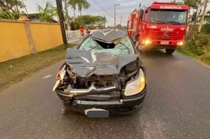 Motorista que dirigia o carro que atingiu ciclista n&atilde;o tinha CNH – Foto: Reprodu&ccedil;&atilde;o/Redes Sociais/ND