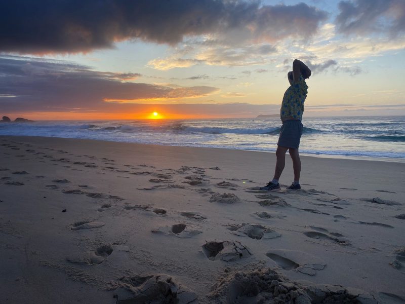 Assistir ao nascer do Sol ou da Lua &eacute; sempre um espet&aacute;culo &uacute;nico na Praia Mole &mdash; Foto: F&aacute;vio Carrasco/Divulga&ccedil;&atilde;o/ND
