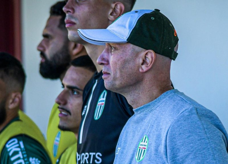 T&eacute;cnico deixou o time no domingo (11), ap&oacute;s tr&ecirc;s meses de atua&ccedil;&atilde;o; novo treinador deve ser anunciado nos pr&oacute;ximos dias – Foto: Richard Ferrari/Divulga&ccedil;&atilde;o/ND