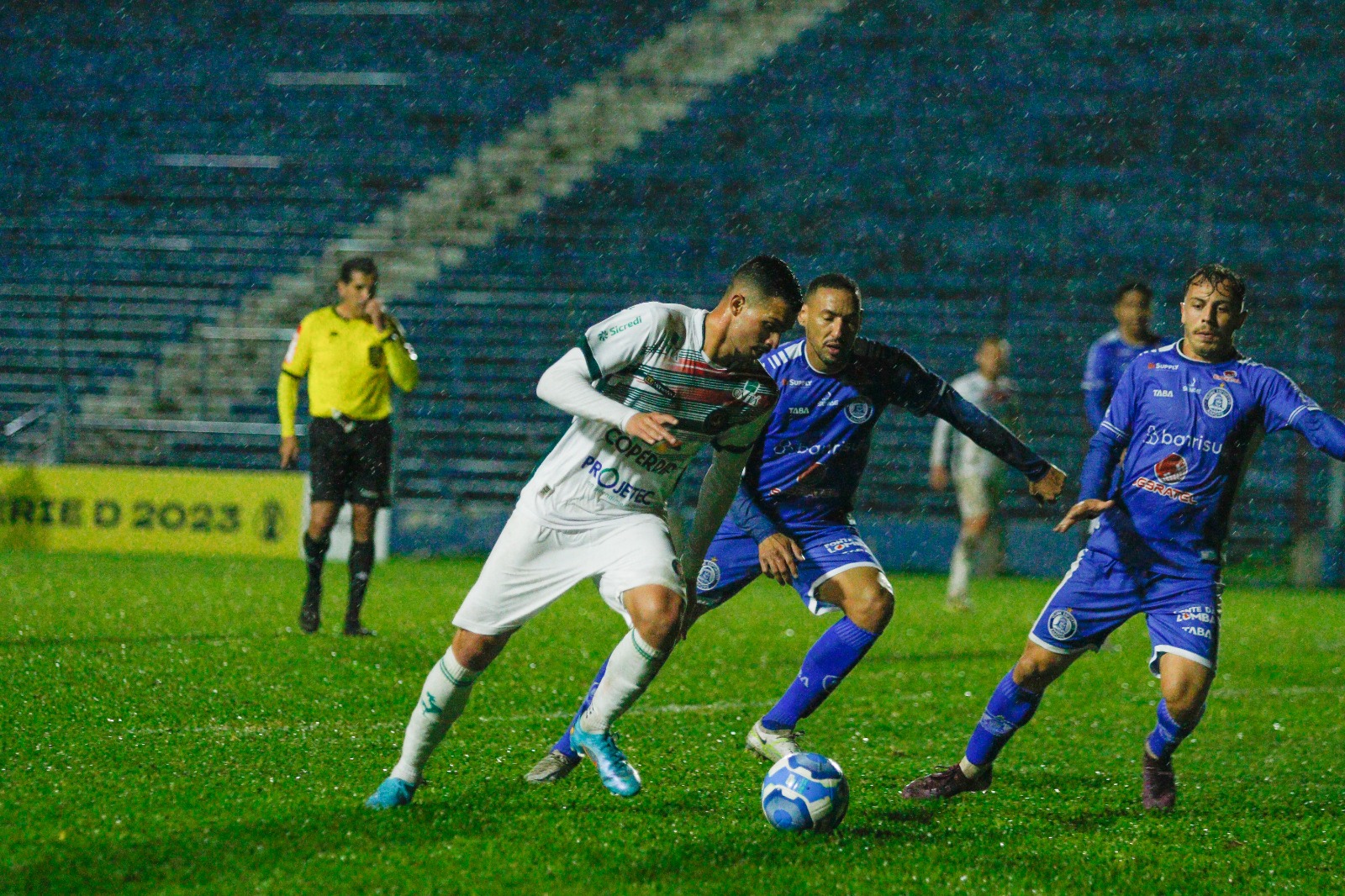 Botafogo arranca empate e abre 11 pontos na Série A - Rádio Clube