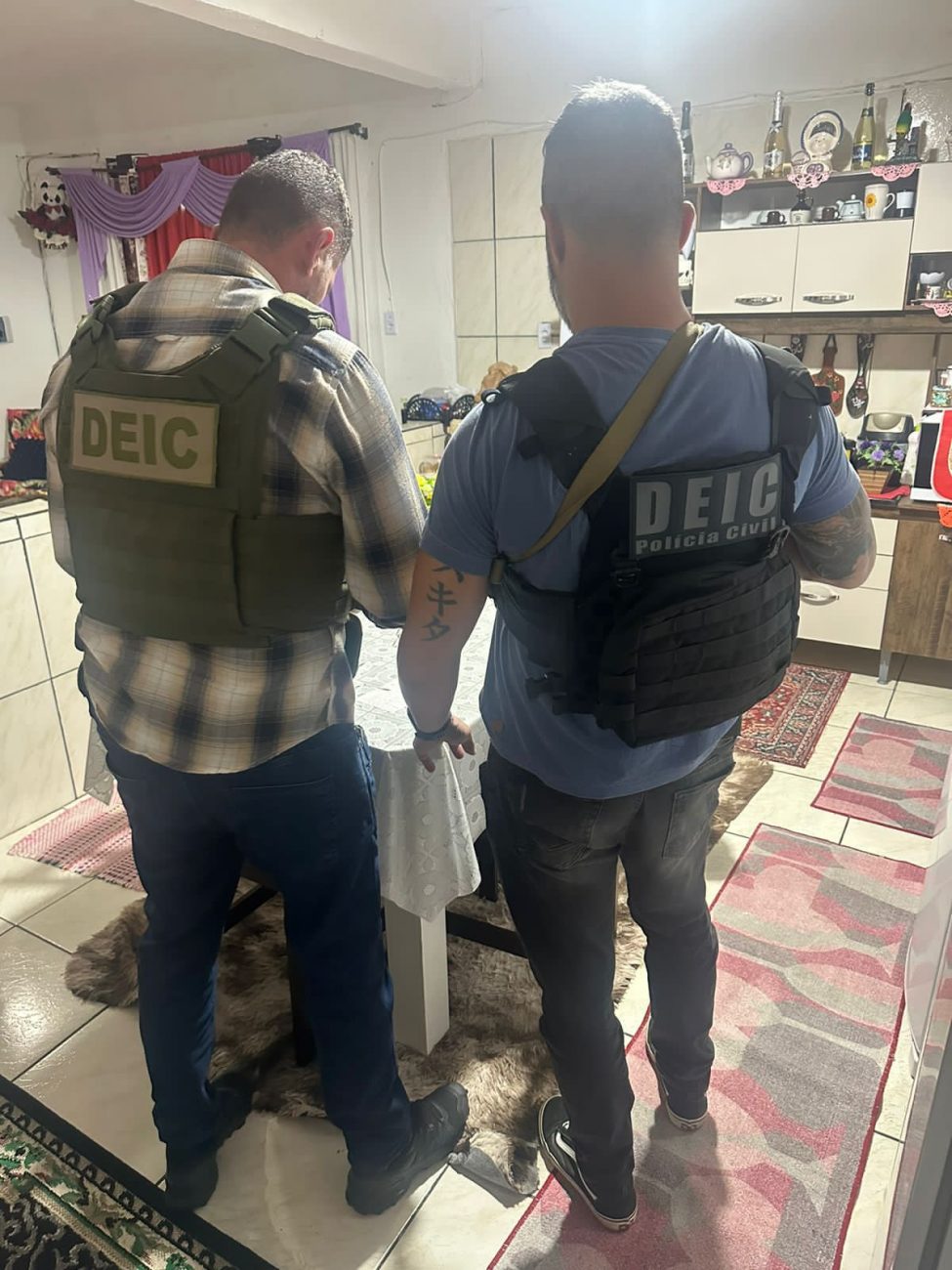 The civilian police carried out Operation Timbo Grande, during which, on 2 June, individuals involved in the theft of a bank branch in the city of Timbo Grande were arrested.  - Civil Police/Reproduction/ND
