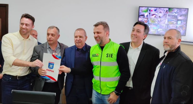 Encontro reuniu lideran&ccedil;as pol&iacute;ticas e empresarias de Santa Catarina – Foto: Prefeitura de Itapo&aacute;/Divulga&ccedil;&atilde;o/ND