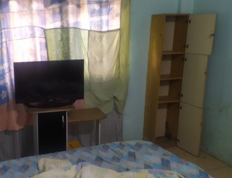 No local sobraram apenas algumas pe&ccedil;as &iacute;ntima de roupa da v&iacute;tima – Foto: Pol&iacute;cia Civil/Divulga&ccedil;&atilde;o/ND