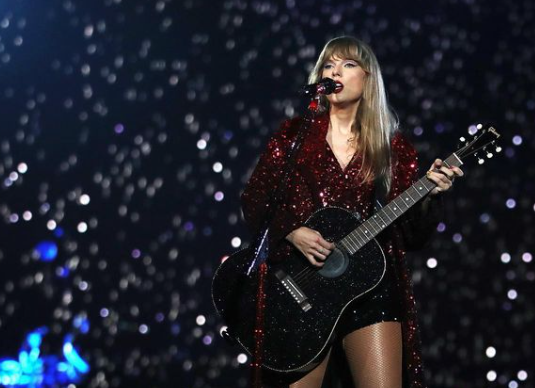 Taylor Swift anuncia três shows no Brasil veja datas e locais