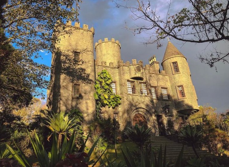Castelo Brit&acirc;nico fica em Cocal do Sul, cidade que faz parte da regi&atilde;o tur&iacute;stica Vales da Uva Goethe – Foto: Castelo Brit&acirc;nico/Divulga&ccedil;&atilde;o
