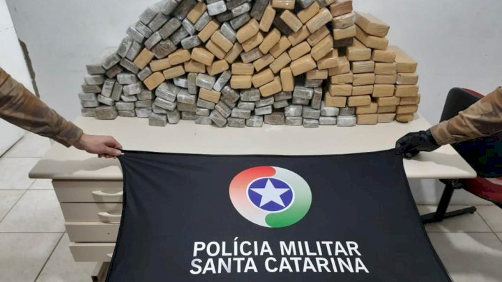 PMSC apreendeu 120 kg de maconha em S&atilde;o Jos&eacute; durante opera&ccedil;&atilde;o – Foto: Divulga&ccedil;&atilde;o/PMSC