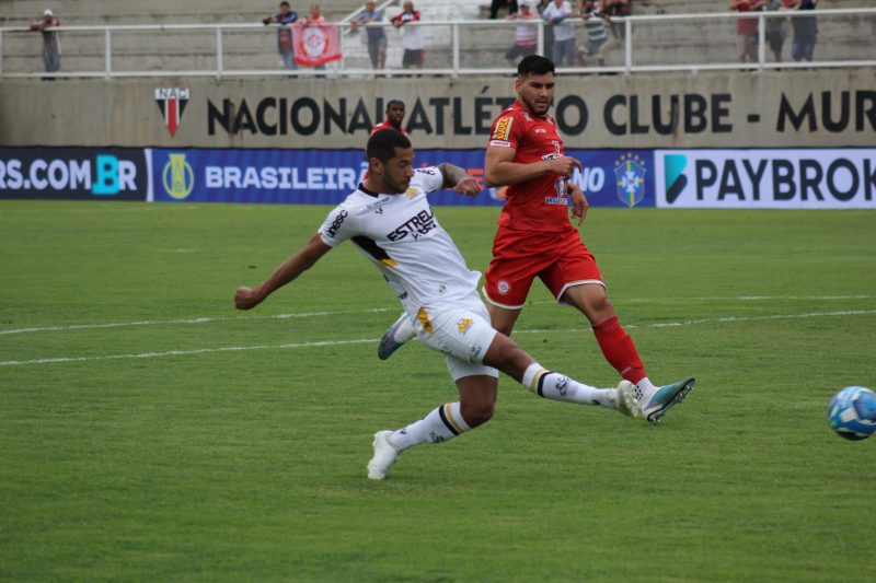 Criciúma sofreu o empate da Tombense nos acréscimos na última rodada