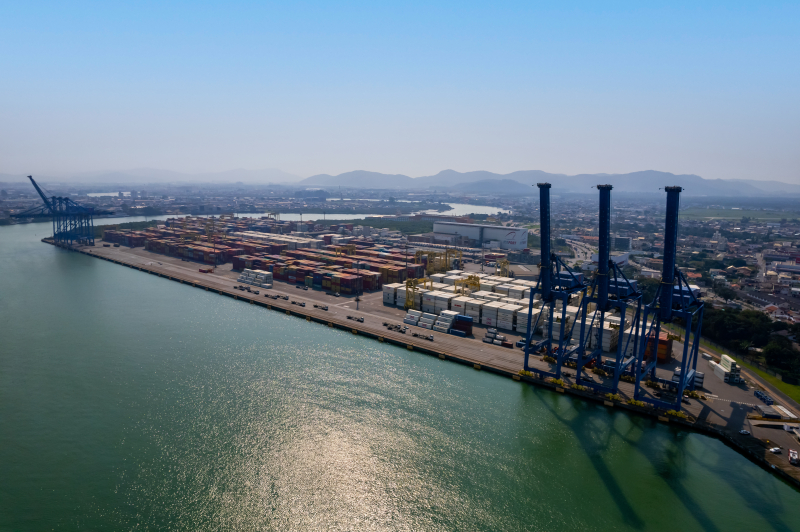 Navegantes bate recorde de empregos em seis meses