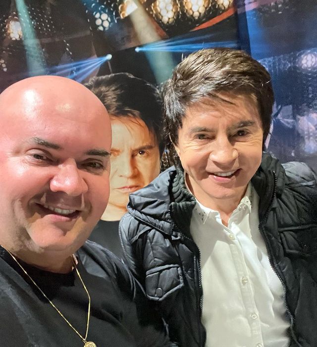 Durante show, Chitãozinho e Xororó anunciaram que passarão a morar em SC