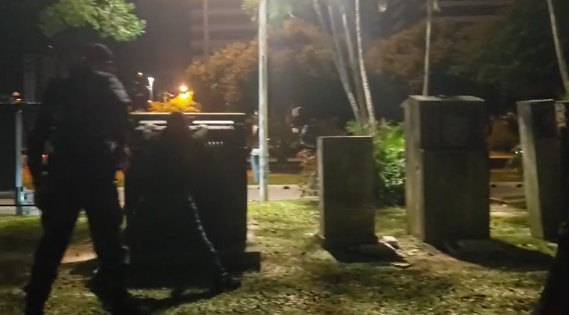 Abordagem da GMF ao suspeito de furtos na Beira-Mar Norte – Foto: Casan/Divulga&ccedil;&atilde;o/ND