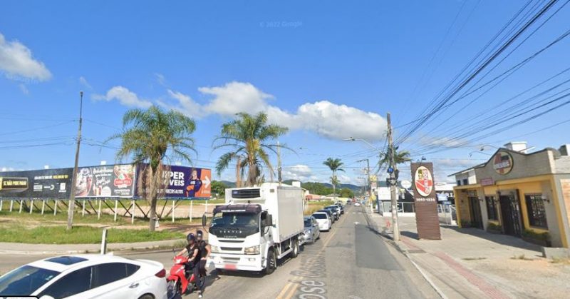 Homens esfaquearam motociclista 