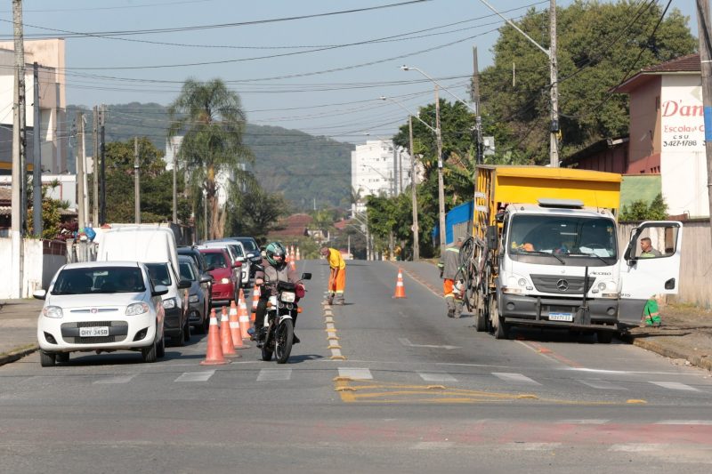 &Aacute;reas de espera s&atilde;o implementadas em vias que cumprem os requisitos t&eacute;cnicos – Foto: Prefeitura de Joinville/Reprodu&ccedil;&atilde;o/ND