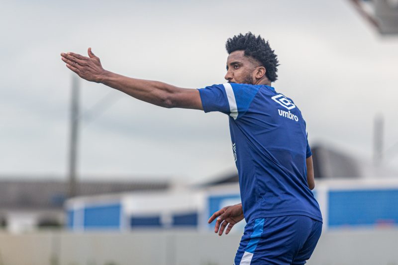 Cortez desfalca o Ava&iacute; em Chapec&oacute; – Foto: Leandro Boeira/Ava&iacute; F.C/ND