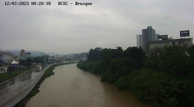 Defesa Civil emite alerta para transbordamento do rio Itaja&iacute;-Mirim em Brusque – Foto: Defesa Civil/Reprodu&ccedil;&atilde;o/ND