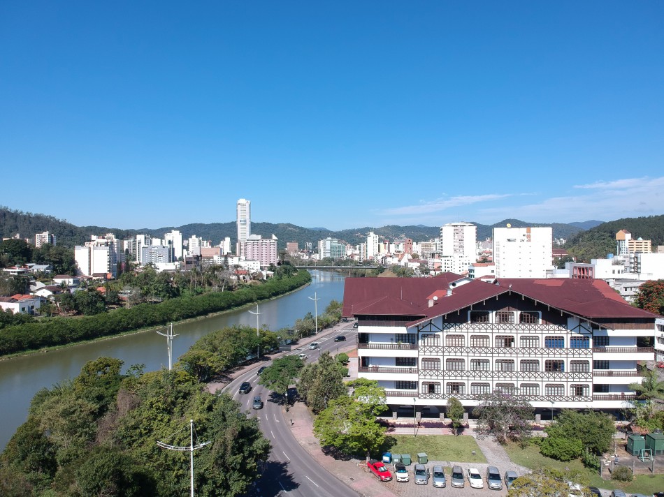 Natal e Ano Novo: quais os serviços que funcionam em regime de