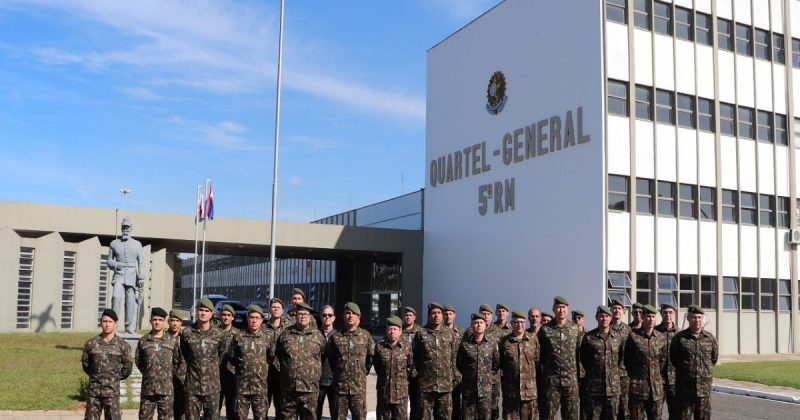 Exército Brasileiro - A 1ª Região Militar continua com as inscrições para  processo seletivo abertas. Mas atenção, o prazo está acabando: encerra-se  ao meio dia de 3 de setembro! As vagas são