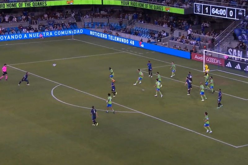 Ex-flamengo, o lateral Trauco fez golaço em jogo da MLS