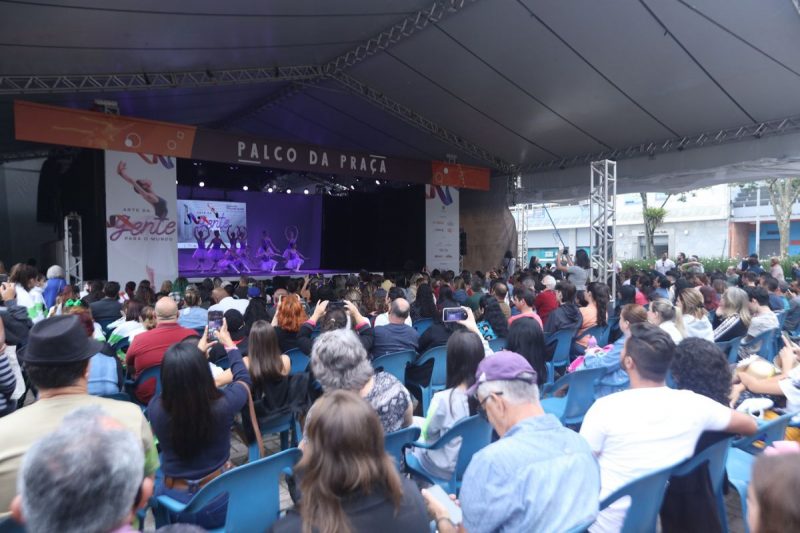 Palco aberto no festival de dança de Joinville