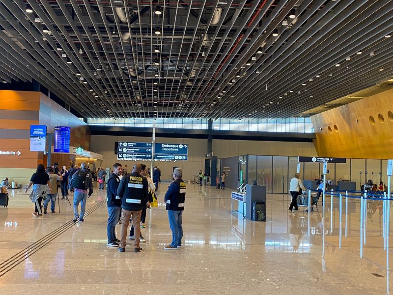 Fiscais do Procon de Florian&oacute;polis estar&atilde;o no Aeroporto Internacional de Florian&oacute;polis ao longo desta quinta-feira (13) – Foto: Maf&ecirc; Salinet/ND