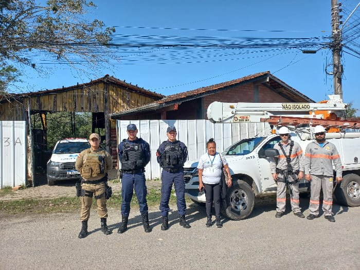 Conselho Tutelar, Faaci, Guarda Municipal e Pol&iacute;cia Militar participaram da a&ccedil;&atilde;o – Foto: Pol&iacute;cia Militar/Divulga&ccedil;&atilde;o/ND