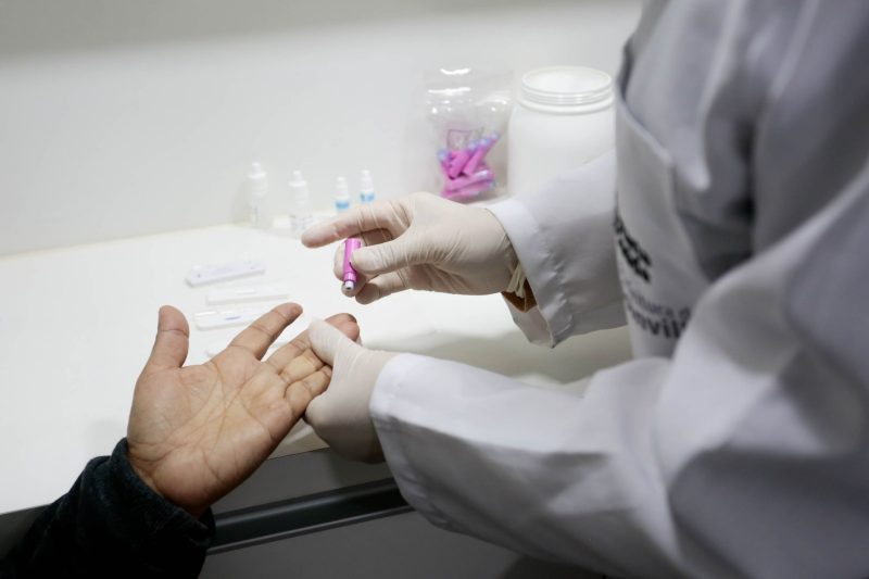 Hepatites têm testes rápidos disponíveis 