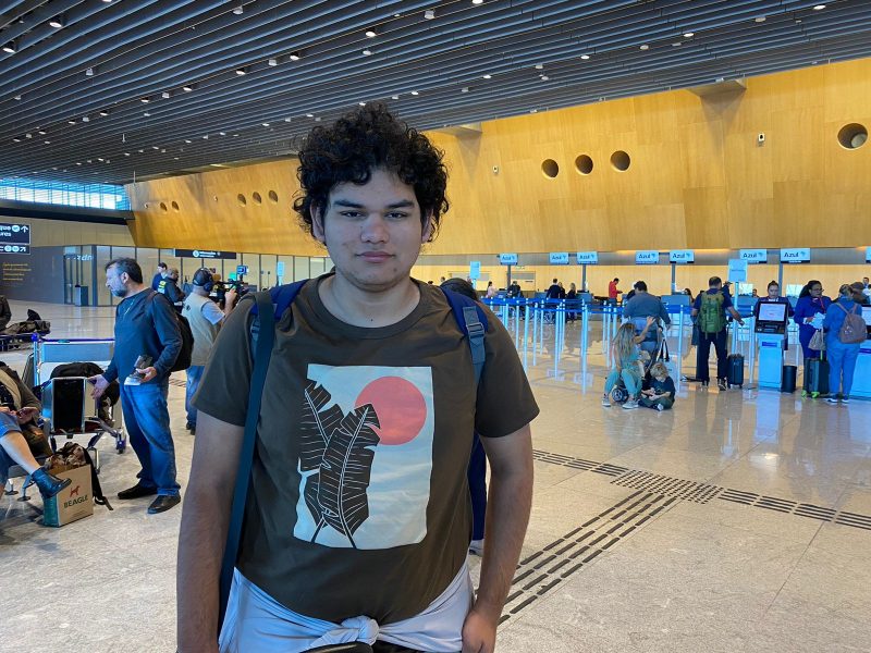Jos&eacute; Henrique Silva, de 18 anos, viaja com sua irm&atilde;, Ariane Silva – Foto: Maf&ecirc; Salinet/ND