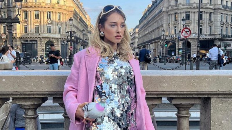 Influenciadora flagra rato em restaurante