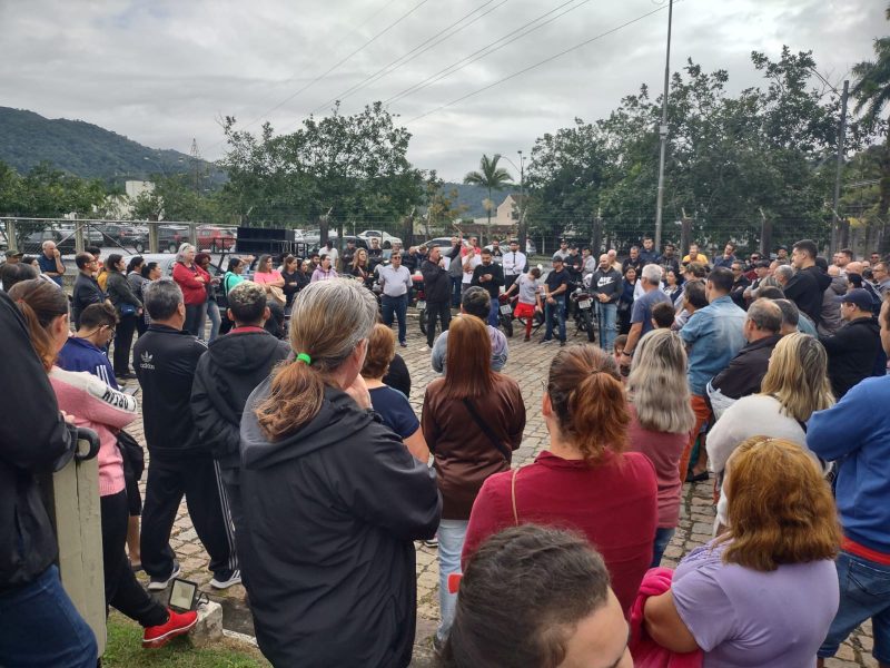 Sintrafite convocou os trabalhadores da Coteminas, companhia têxtil com sede em Blumenau, para uma assembleia urgente 