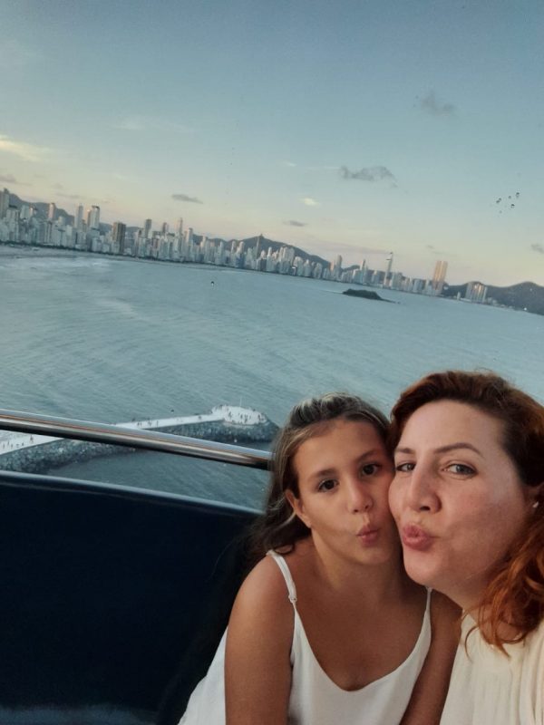 meninas que sonham ser jogadoras de futebol 