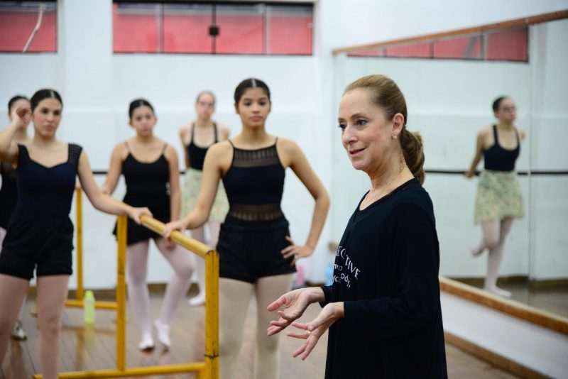 MasterClass com a bailarina Ana Botafogo no 39&ordm; Festival de Dan&ccedil;a de Joinville – Foto: Nilson Bastian/FDJ/Divulga&ccedil;&atilde;o