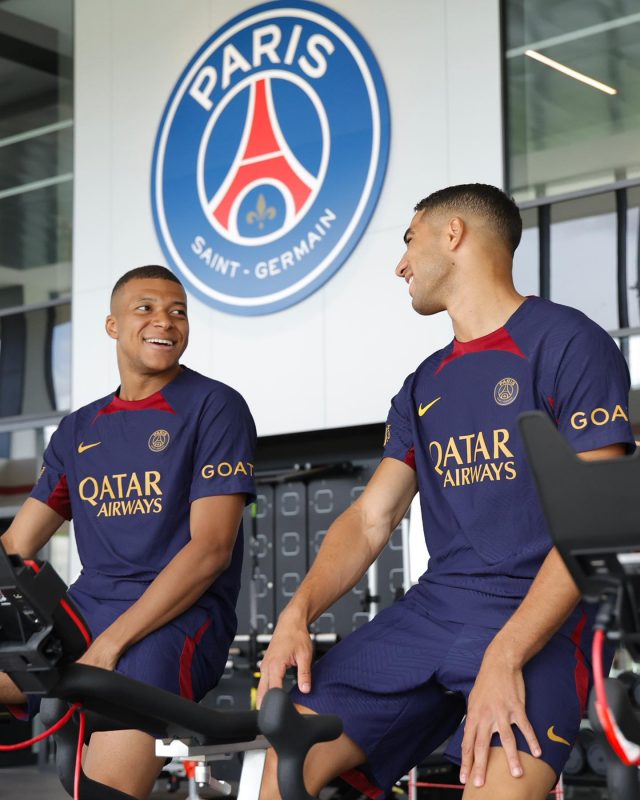 Mbappé vai cumprir o contrato e planeja fazer um documentário do