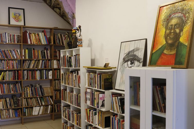 Casa Escreviv&ecirc;ncia re&uacute;ne acervo da escritora Concei&ccedil;&atilde;o Evaristo – Foto: Fernando Fraz&atilde;o/Ag&ecirc;ncia Brasil/ND