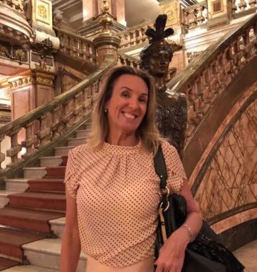 A gerente morreu neste sexta-feira (28), motivo da morte foi um infarto fulminante 