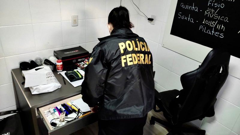 Operação cumpre mandados em Santa Catarina por fraudes em criptomoedas 