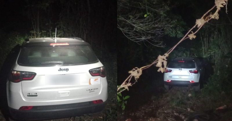 Carro foi encontrado a aproximadamente 12 km de dist&acirc;ncia – Foto: PMSC/Reprodu&ccedil;&atilde;o/ND
