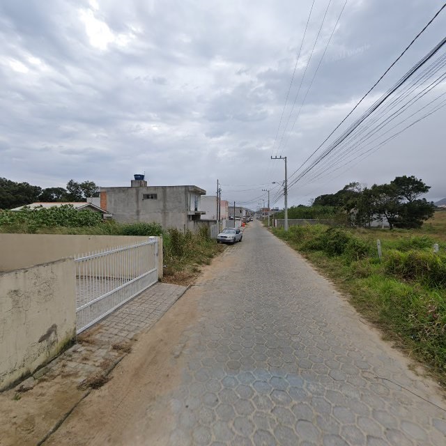 Ação da PM termina com homem morto e adolescente de 15 anos ferido, em Florianópolis