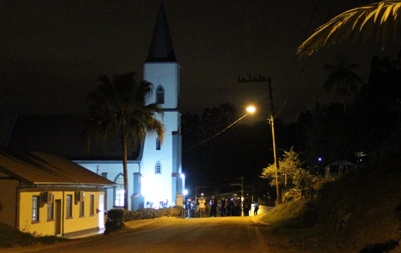 A tradicional caminhada ocorre no próximo sábado (29), a partir das 17h 