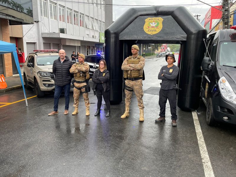 Pol&iacute;cia Civil tamb&eacute;m marca presen&ccedil;a no evento – Foto: NDTV