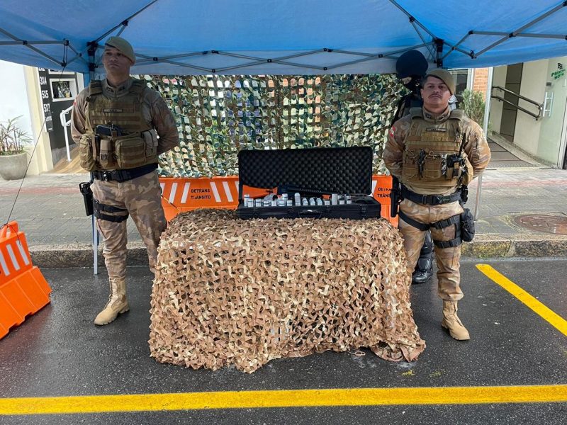 Pol&iacute;cia Militar tamb&eacute;m marca presen&ccedil;a no evento – Foto: NDTV