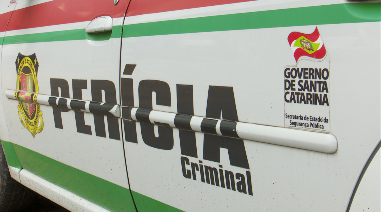 Viatura da perícia de SC