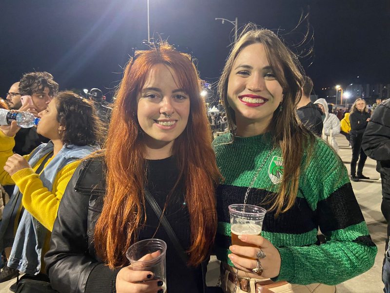 Yasmin e Hrica curtiram o tributo aos Beatles no Mundial Rock