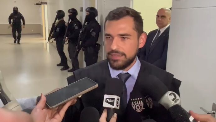 Juiz que presidiu a sessão Caio Lemgruber Taborda. – Foto: Willian Ricardo/ND