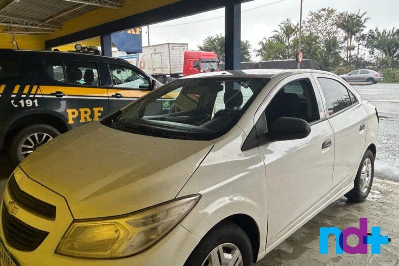 Carro onde a droga era transportada – Foto: Felipe Bambace/NDTV