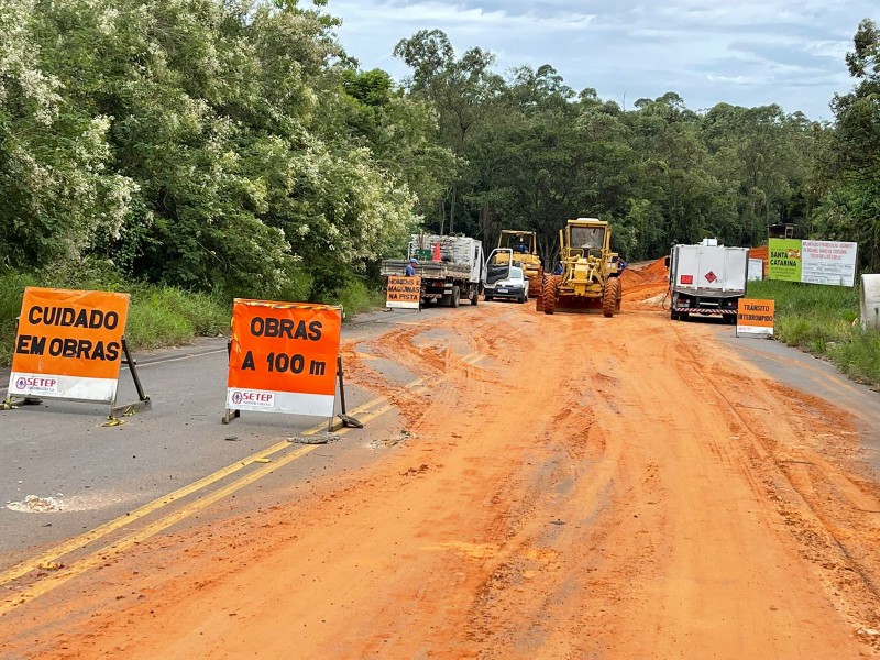 As obras do Anel Vi&aacute;rio de Crici&uacute;ma est&atilde;o comprometidas por erros t&eacute;cnico e jur&iacute;dico. – Foto: anel via