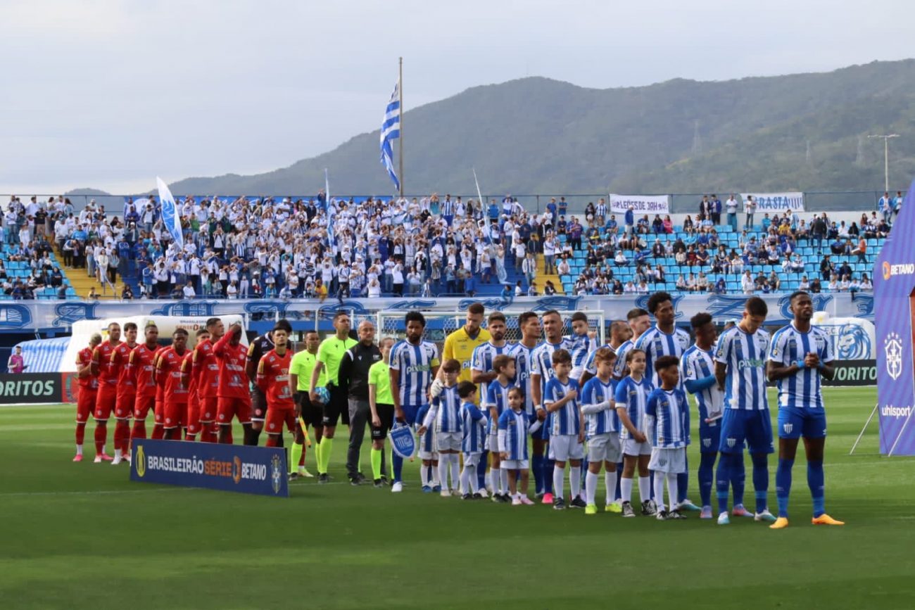 Avaí perde para o Sport, chega a seis jogos sem vencer e permanece no Z-4  da Série B - NSC Total