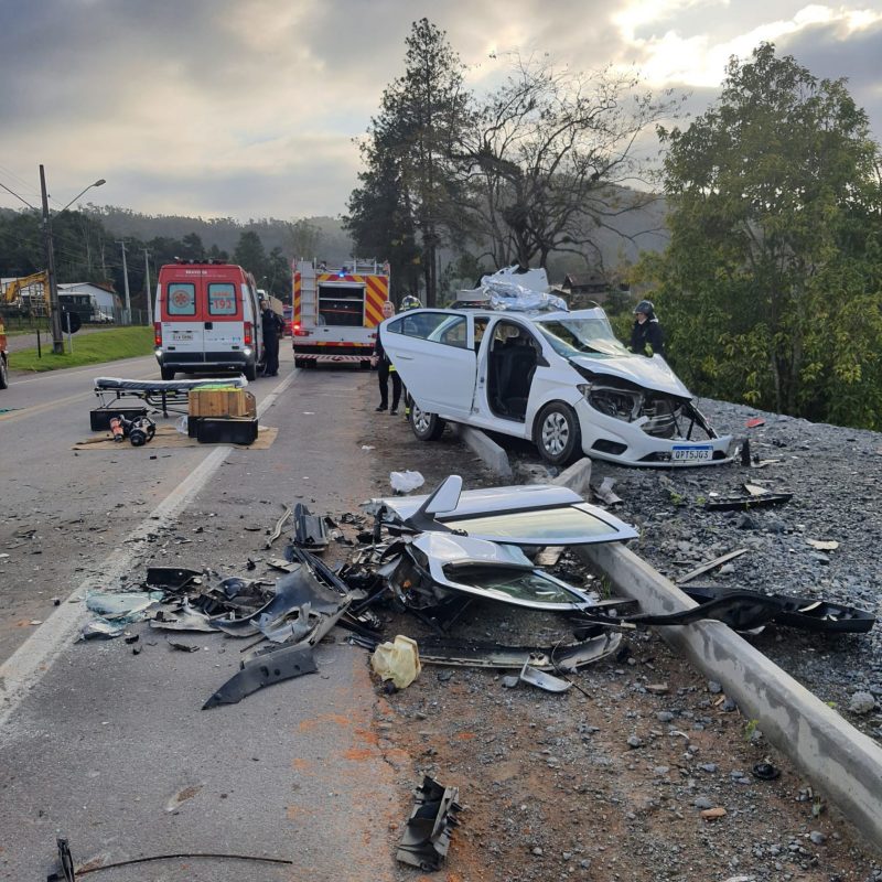 Acidente deixa jovem ferida, na Linha Batista, em Criciúma - Mais Sul